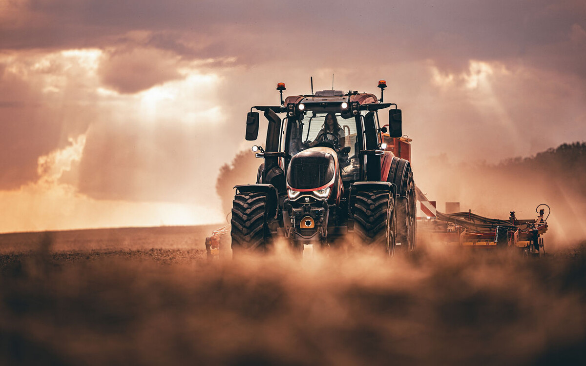 Valtra T Series