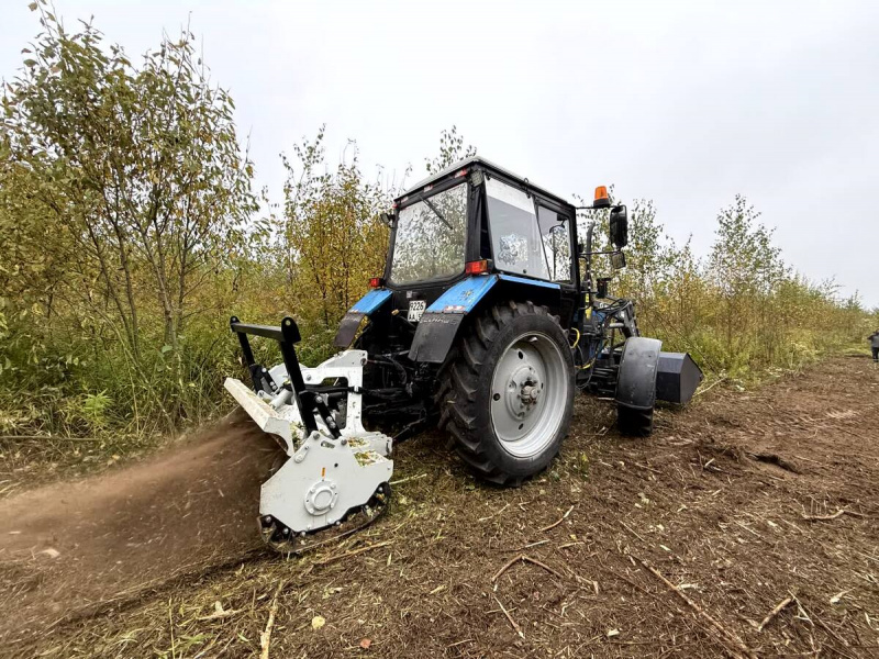 Идеальный тандем? Разбираем связку Беларус 82.1 и мульчера Niubo Micro Forest 150